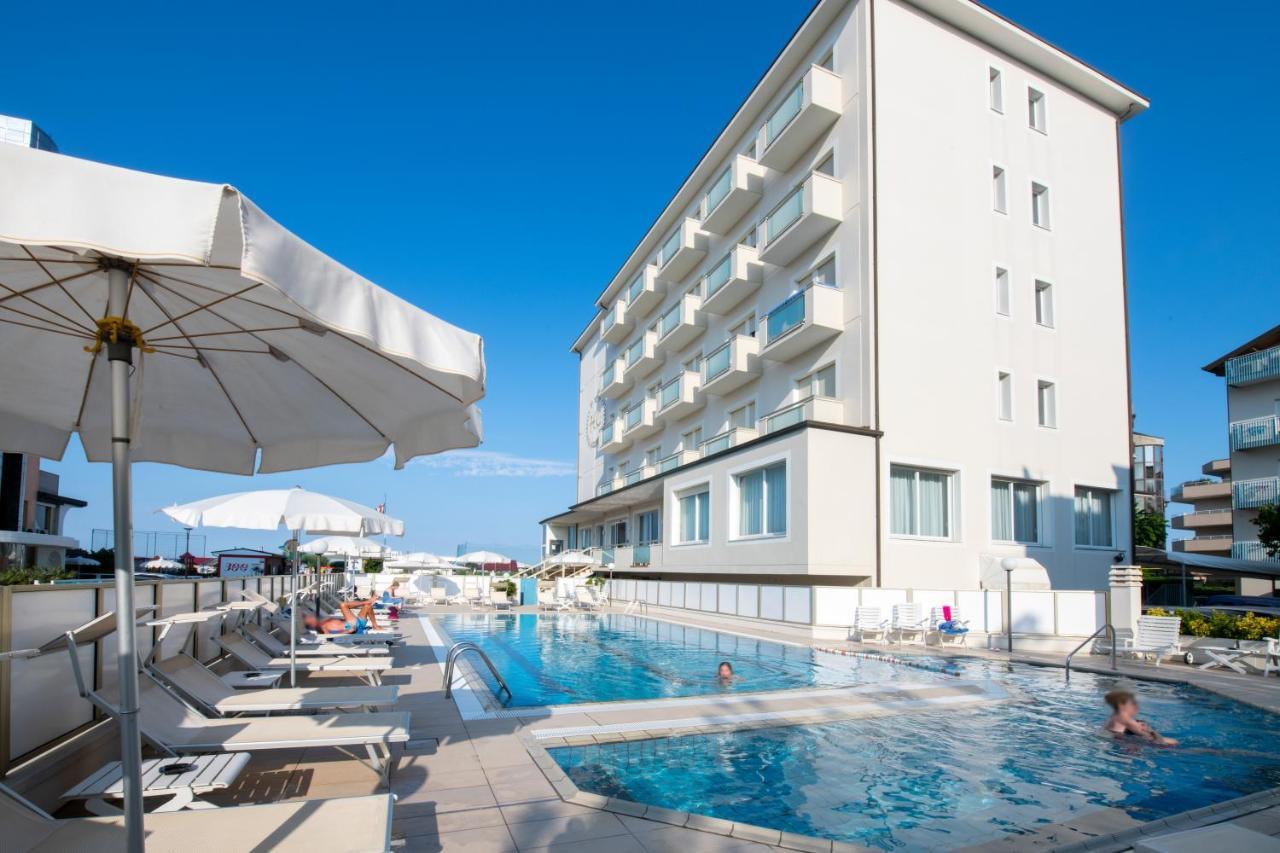 Hotel Continental Milano Marittima Exterior photo