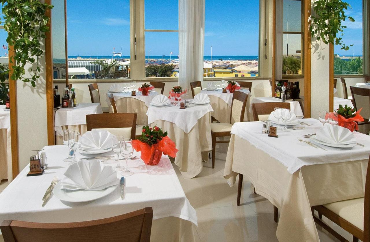 Hotel Continental Milano Marittima Exterior photo